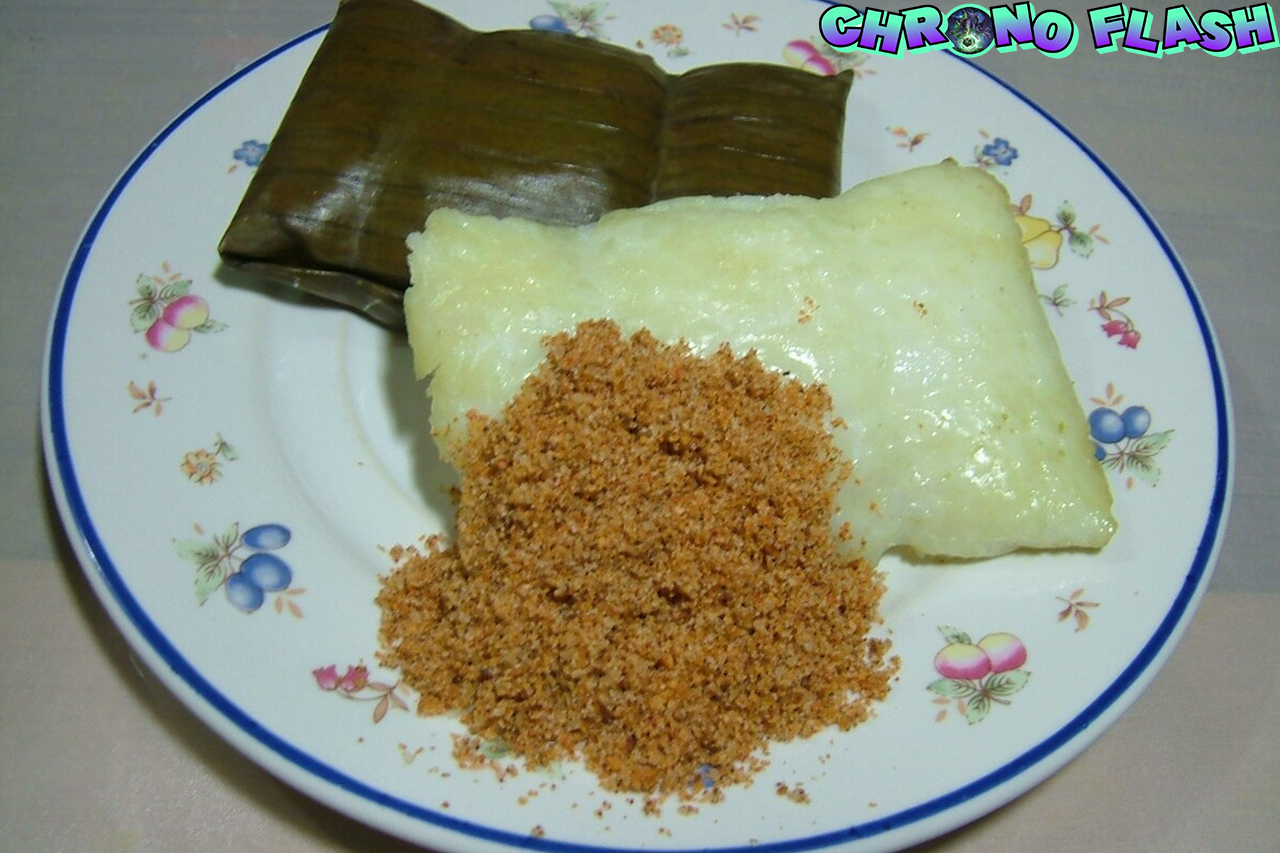 Buras Sulawesi Rasa Rumahan dalam Genggaman Daun!