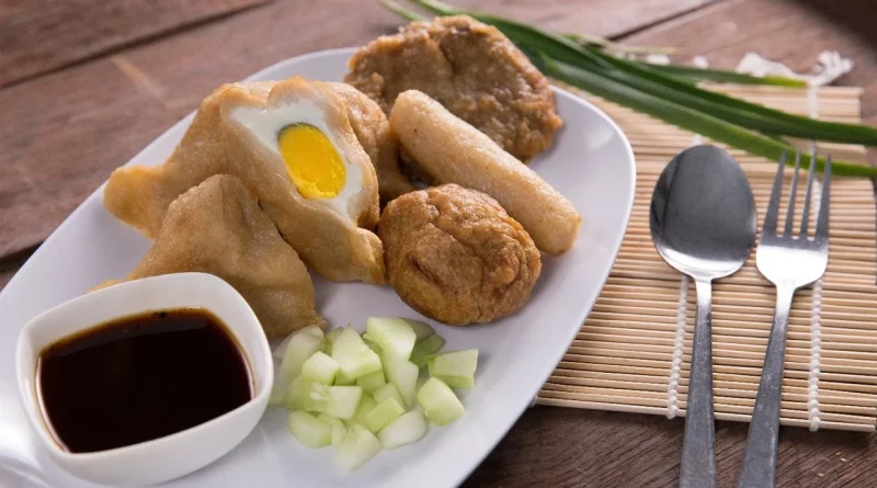 Pempek Lezat dan 12 Warisan Budaya